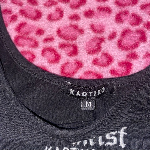 Kaotiko black womanist crop top - Picture 3 of 3